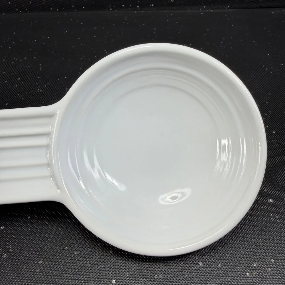 Palate & Plate White Ceramic Spoon Rest Ribbed Handle Stoneware 9x4 Oven Safe